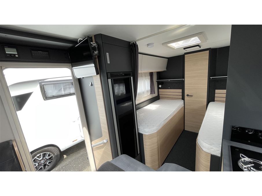 Hobby Optima De Luxe T70 E